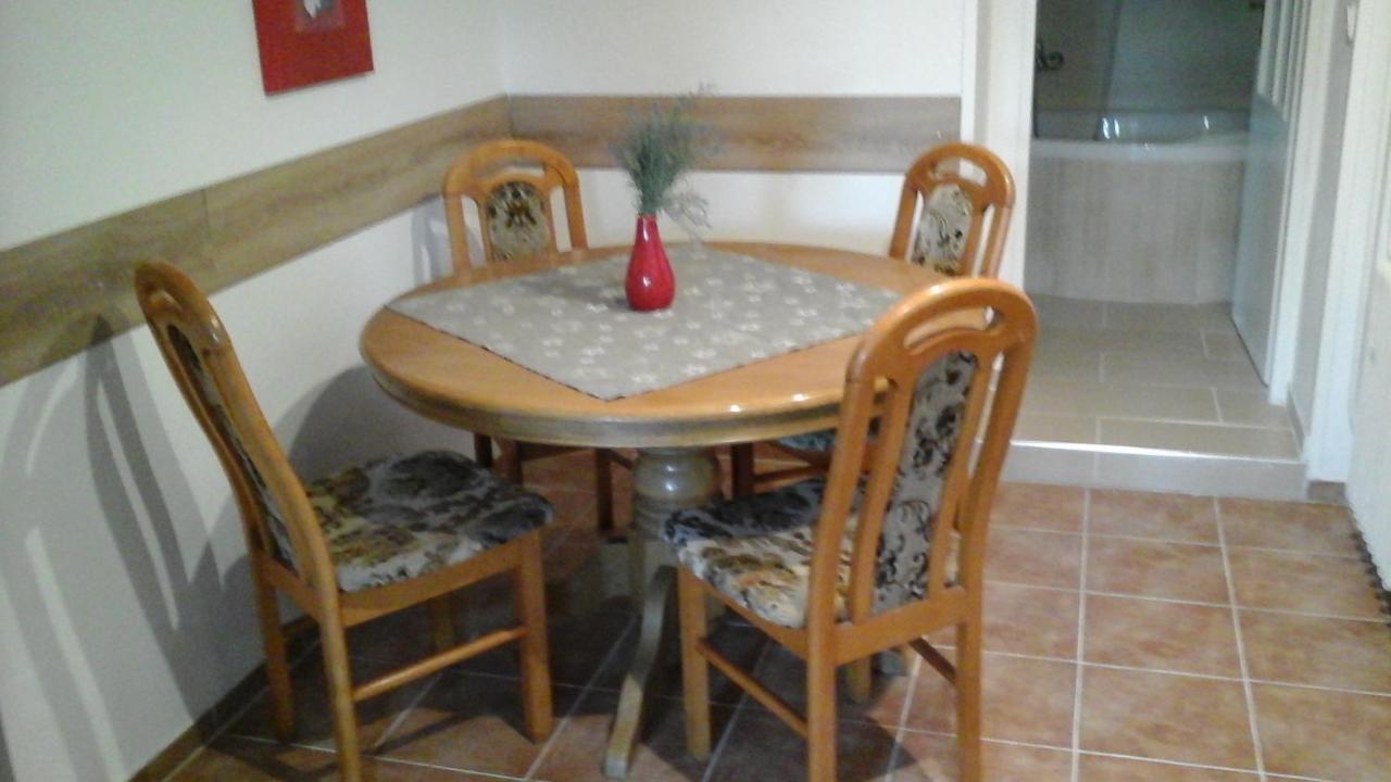 Apartman Marcela Libouchec Bagian luar foto